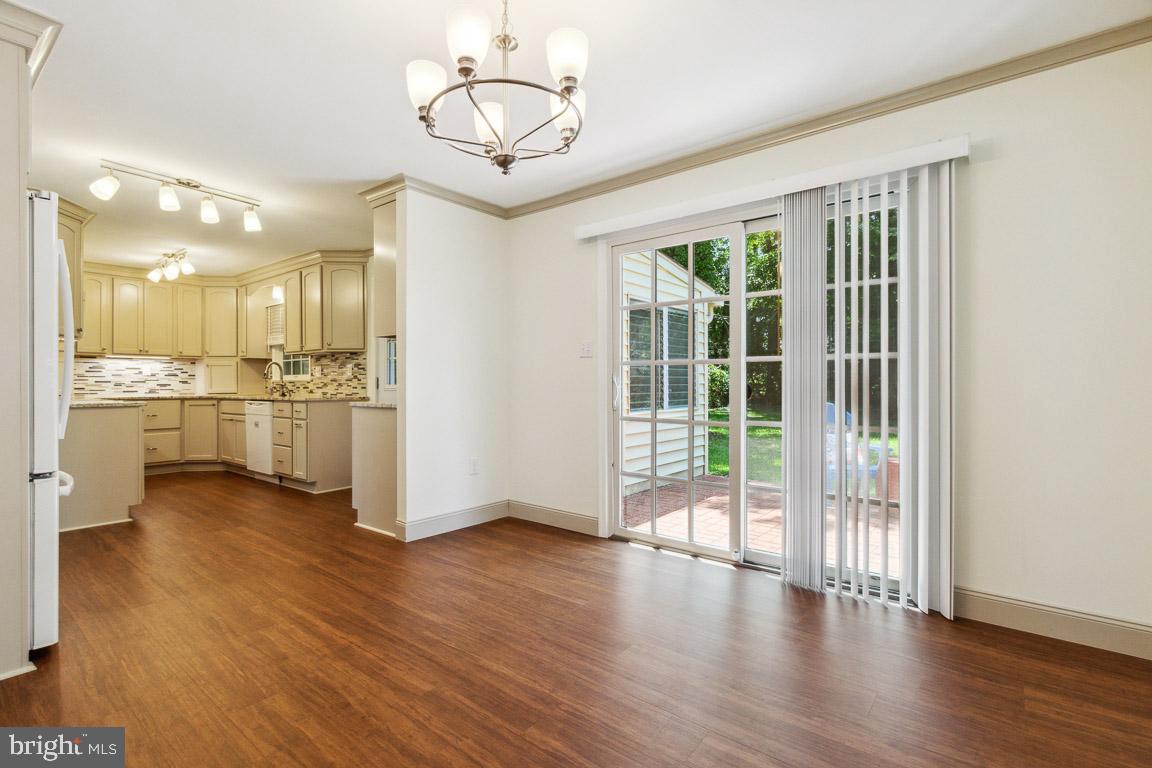 138 Rosemont CIRCLE