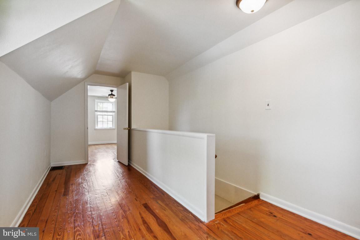 138 Rosemont CIRCLE