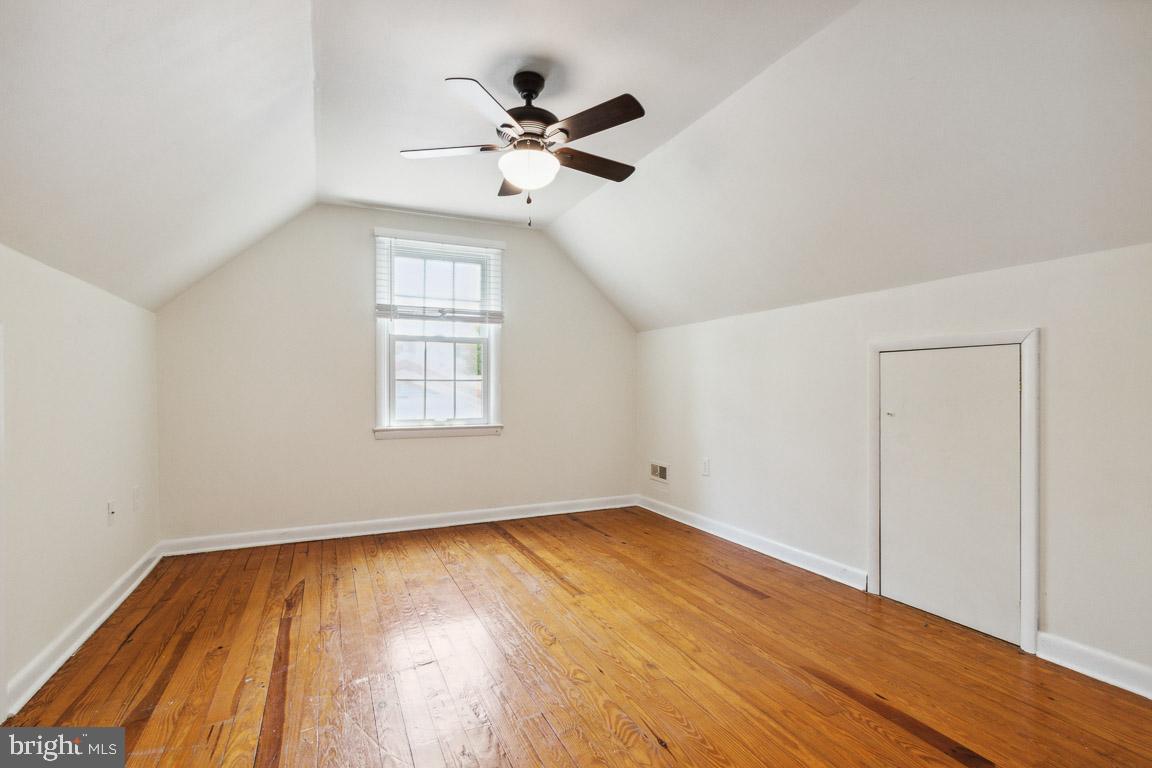 138 Rosemont CIRCLE