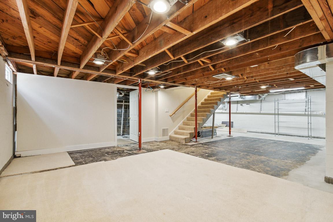 138 Rosemont CIRCLE