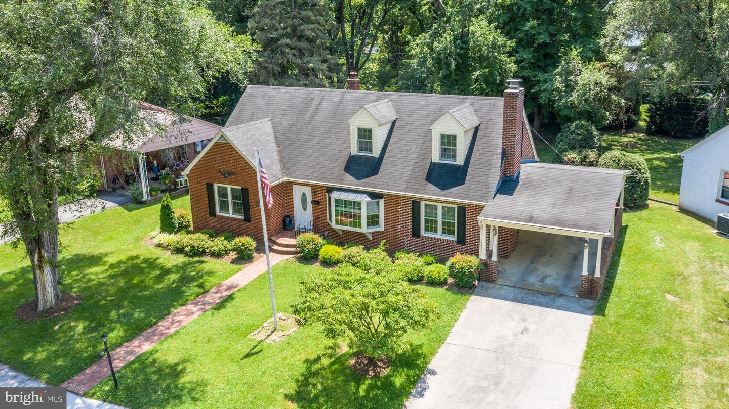 138 Rosemont CIRCLE