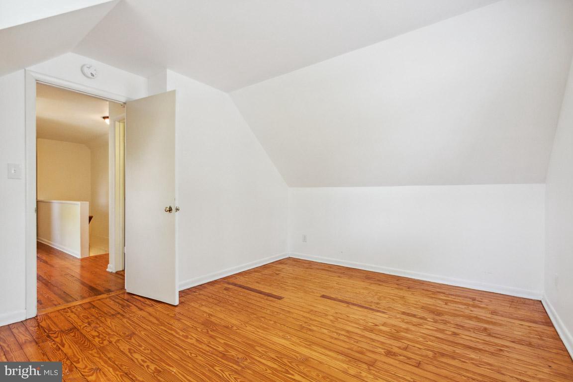 138 Rosemont CIRCLE