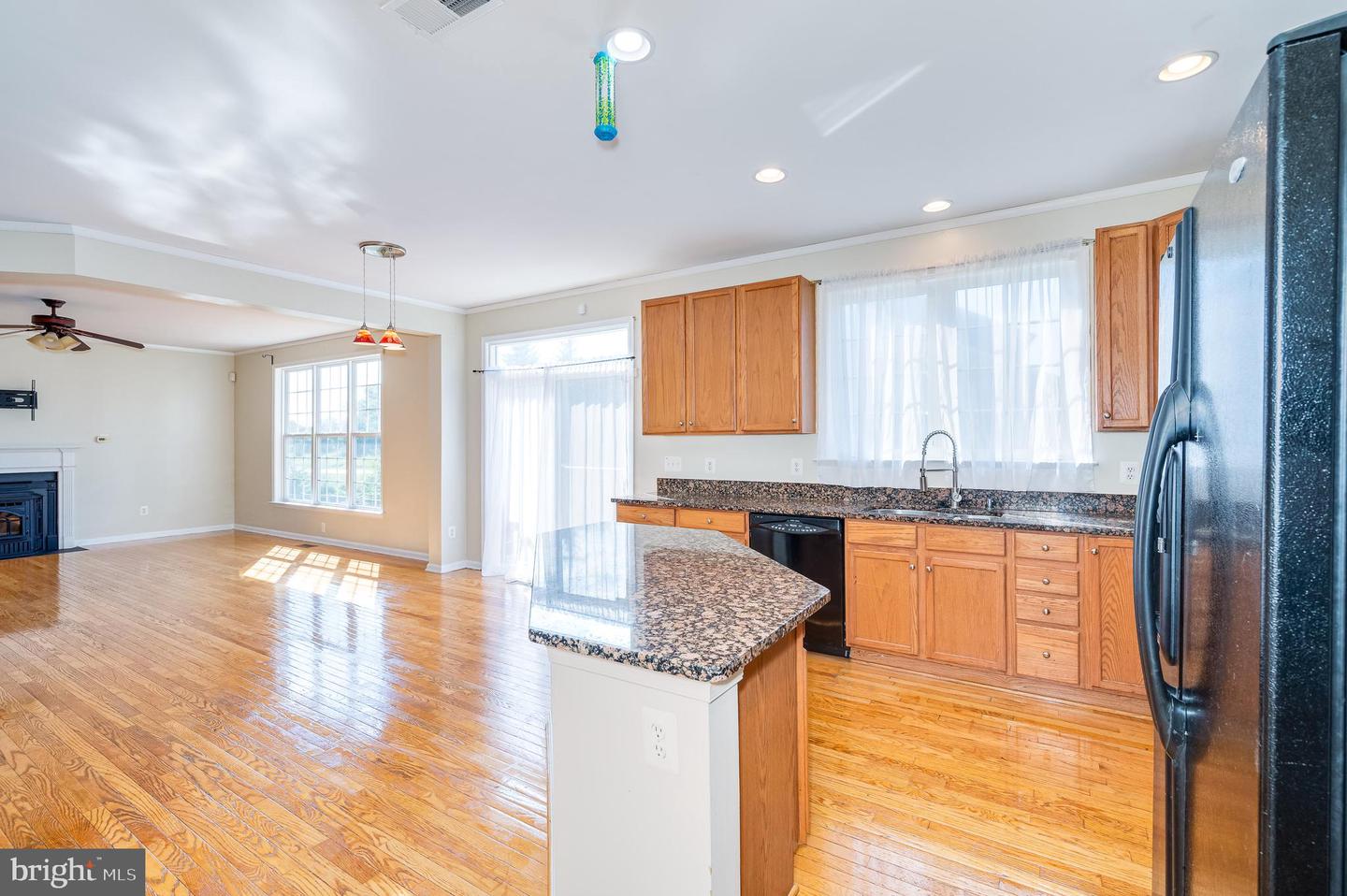 3 Turner COURT