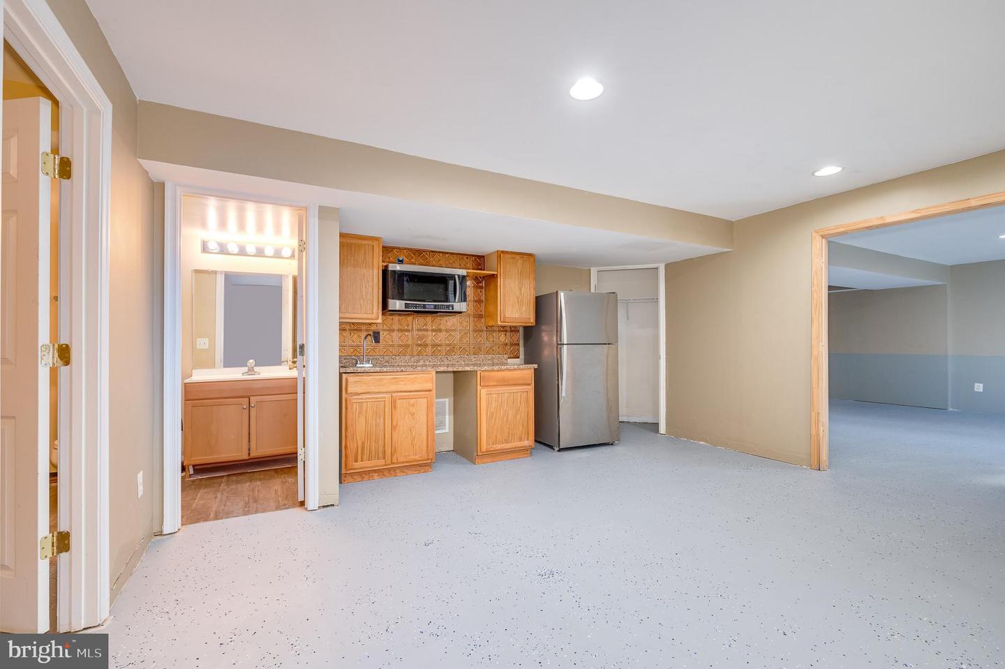 3 Turner COURT