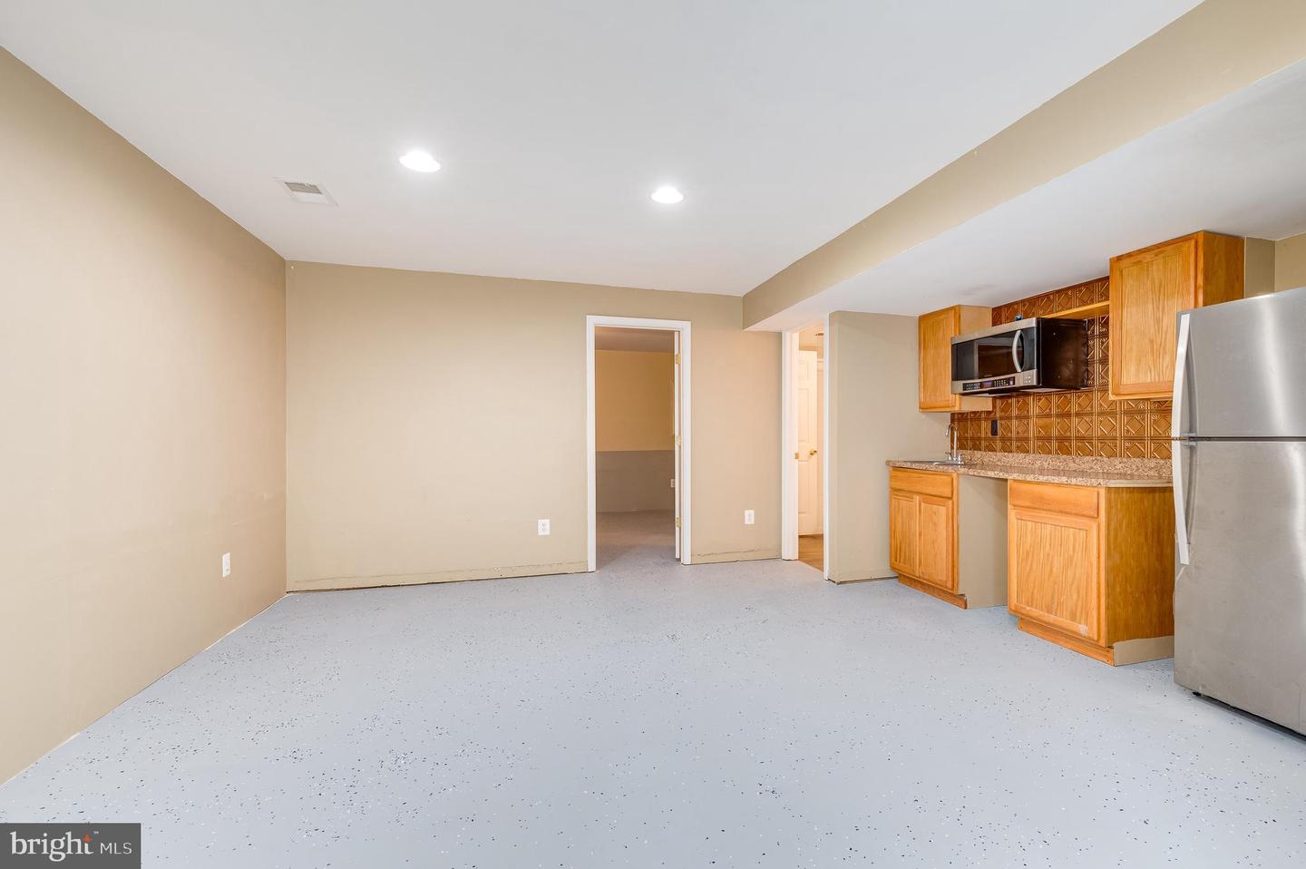 3 Turner COURT