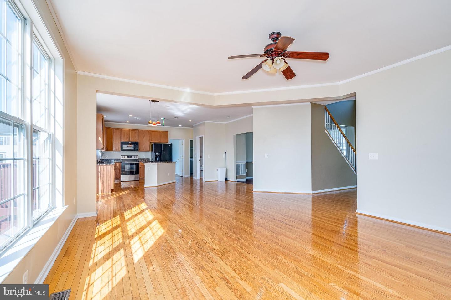 3 Turner COURT