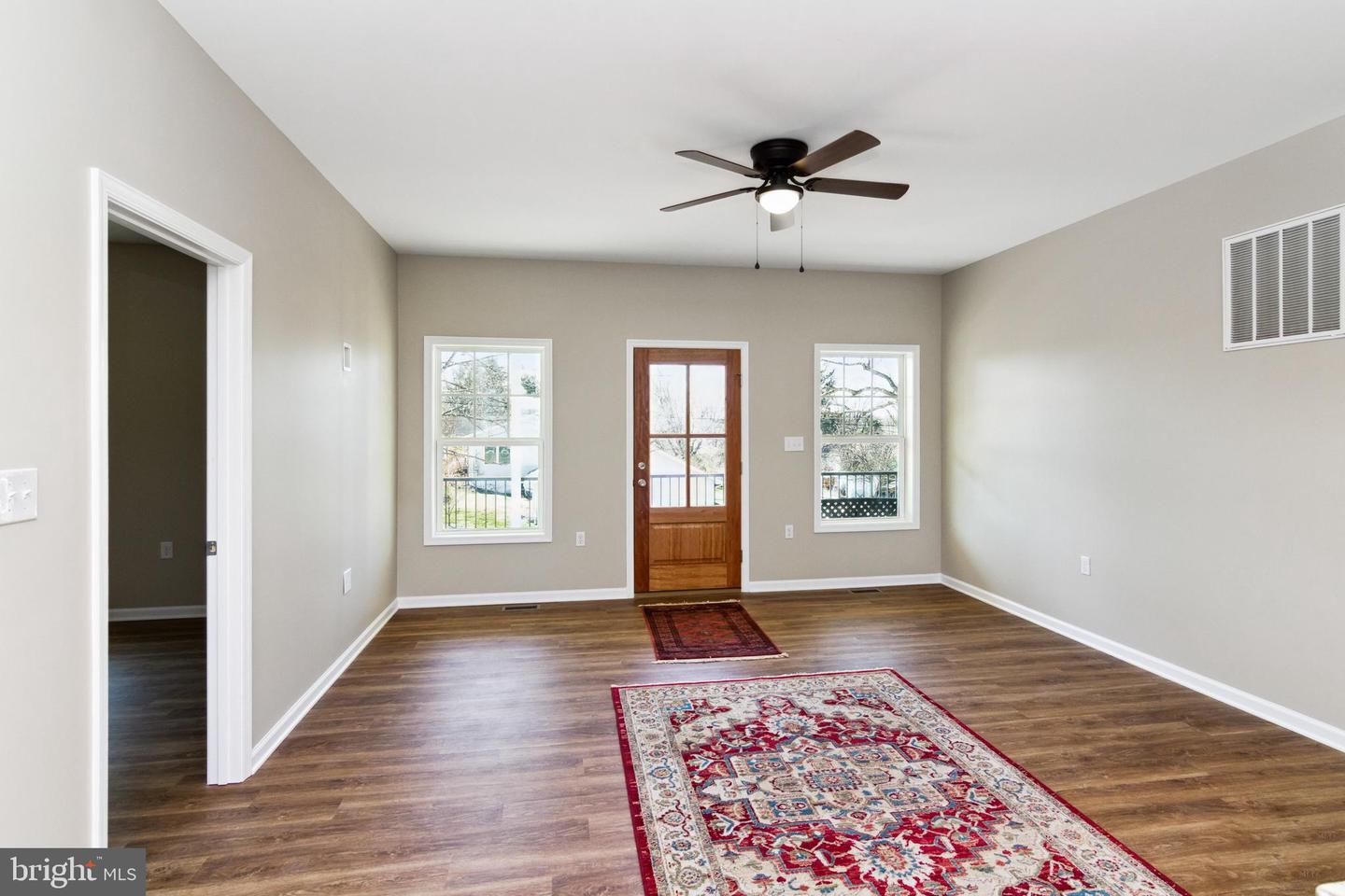 9 E Sharon Drive DRIVE