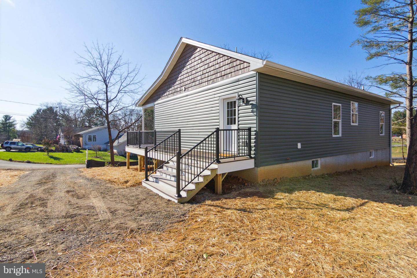 9 E Sharon Drive DRIVE