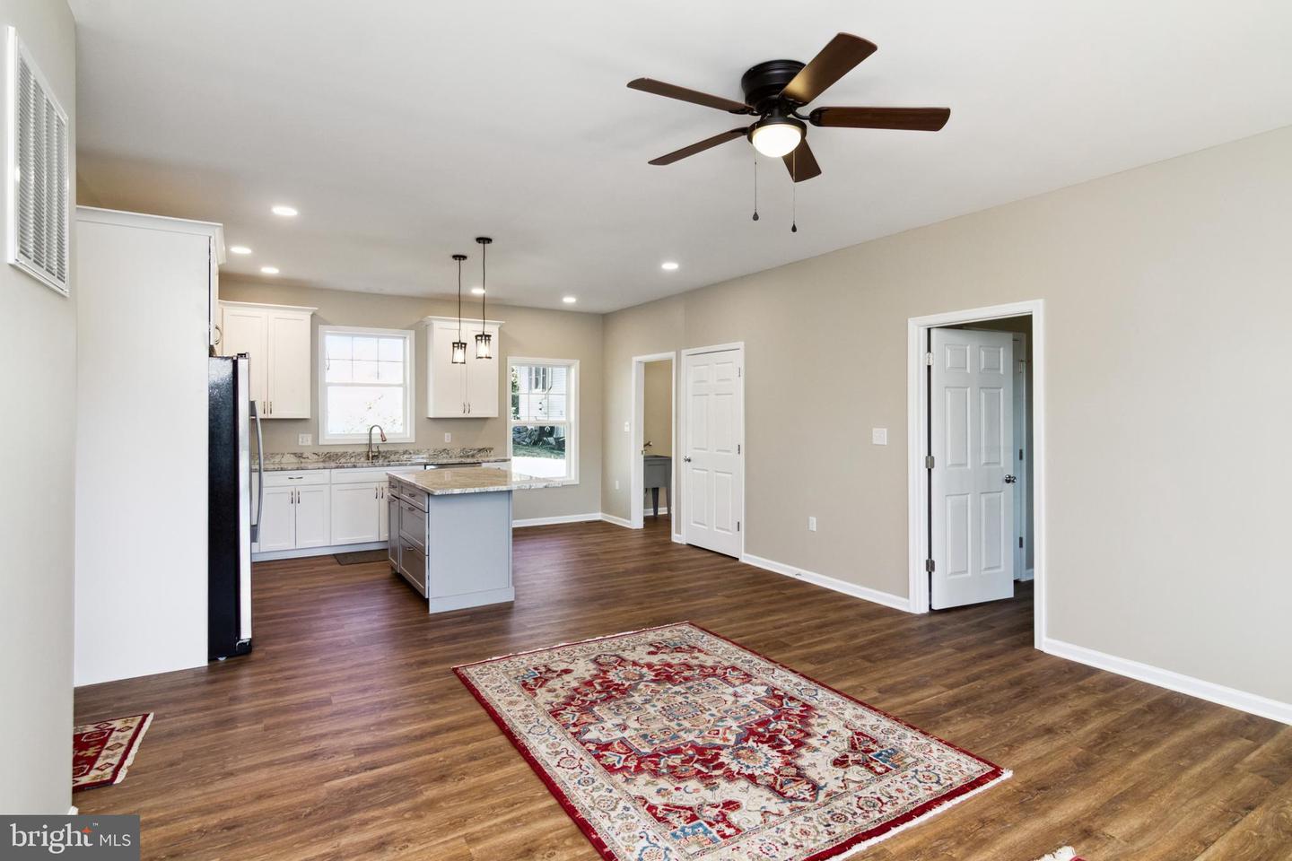 9 E Sharon Drive DRIVE