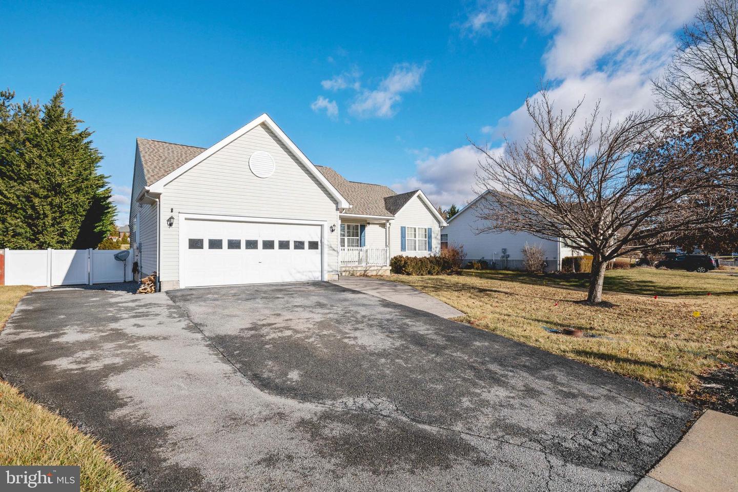 109 Jackson DRIVE
