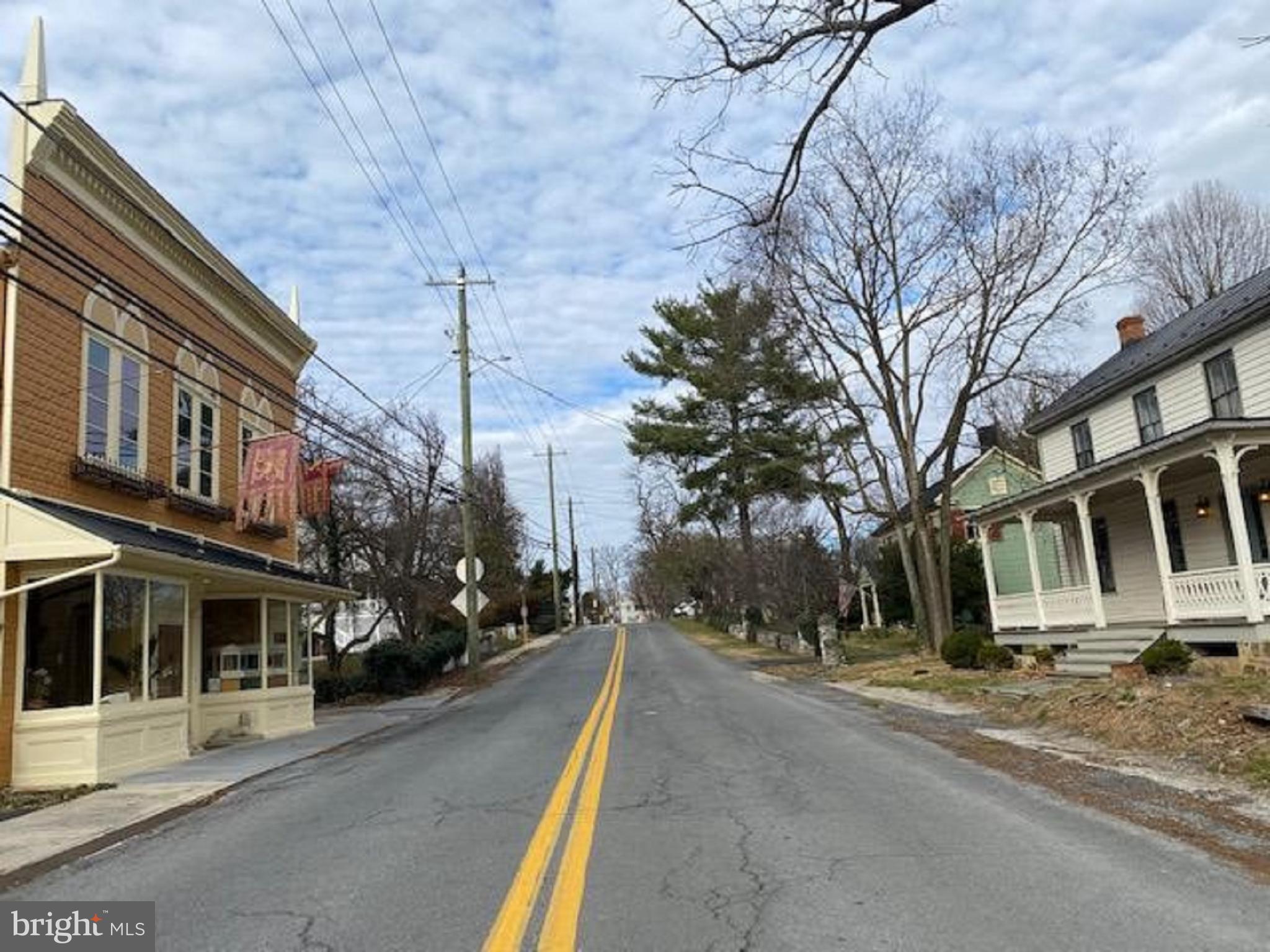 19 E Main STREET