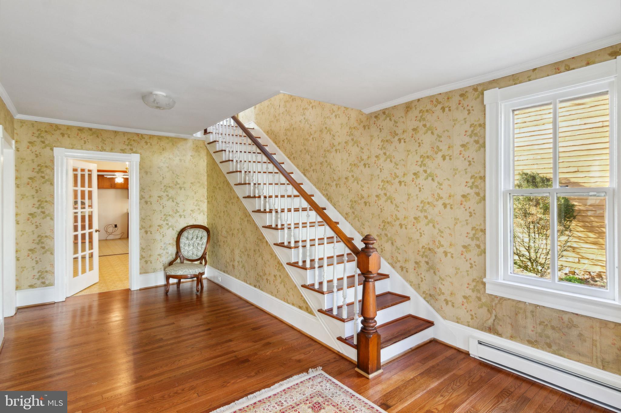 19 E Main STREET