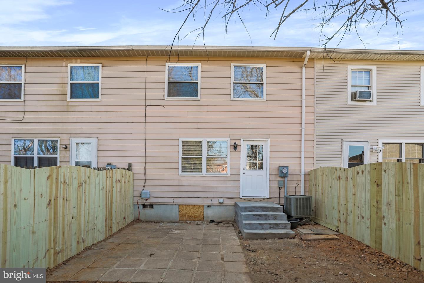 228 Cameron STREET
