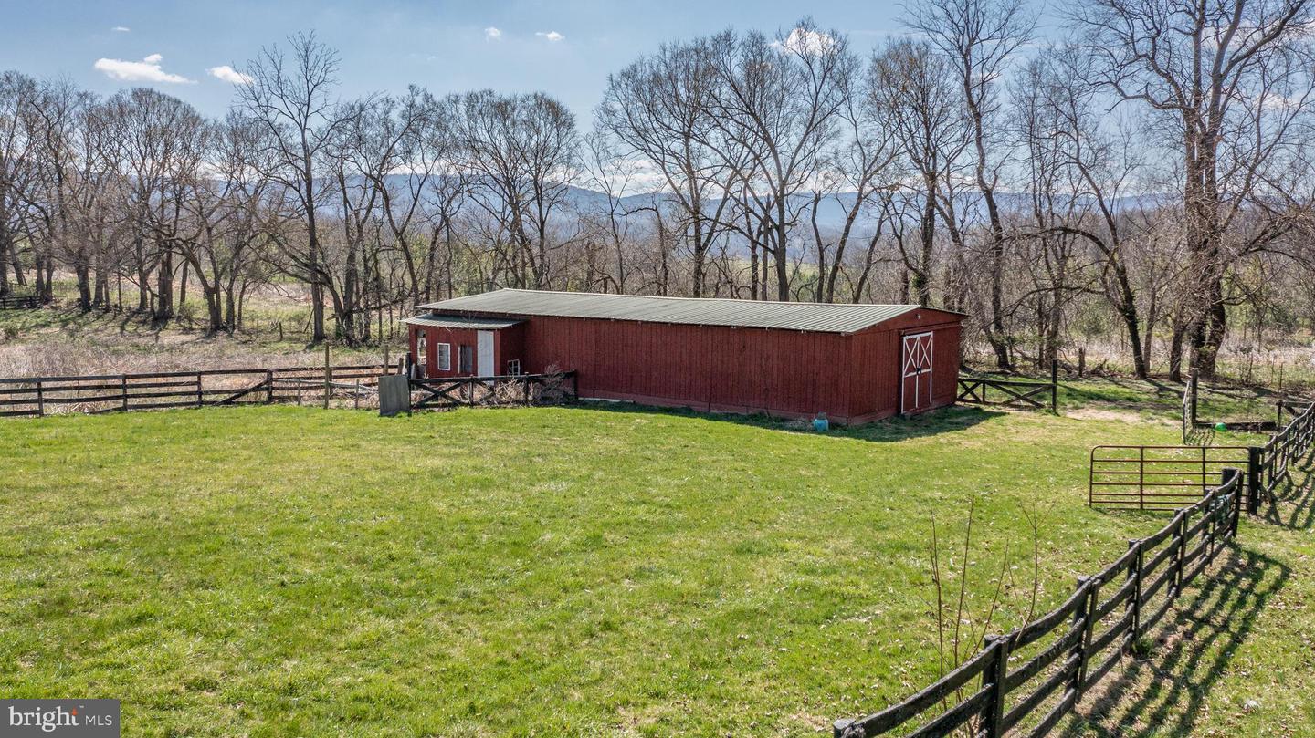 1543 Wickliffe Farm LANE