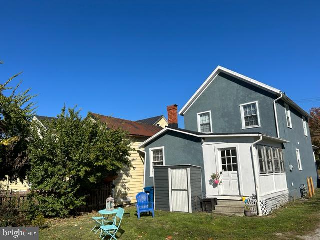 211 E Main STREET