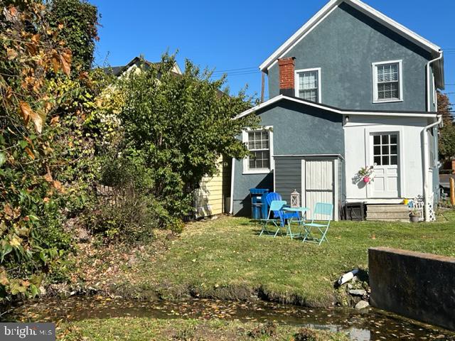211 E Main STREET