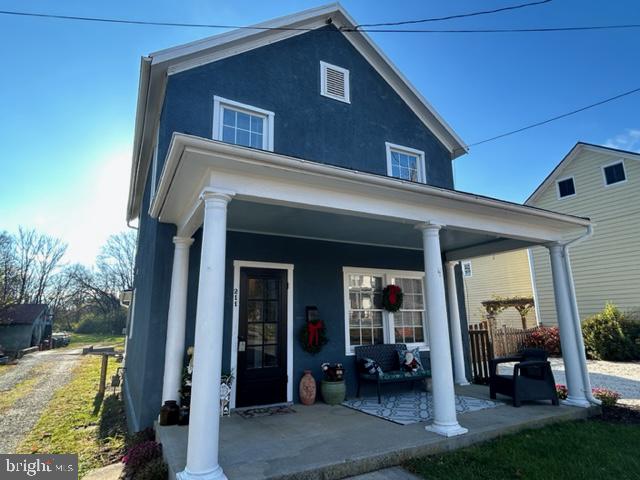 211 E Main STREET