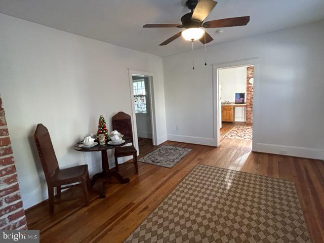 211 E Main STREET