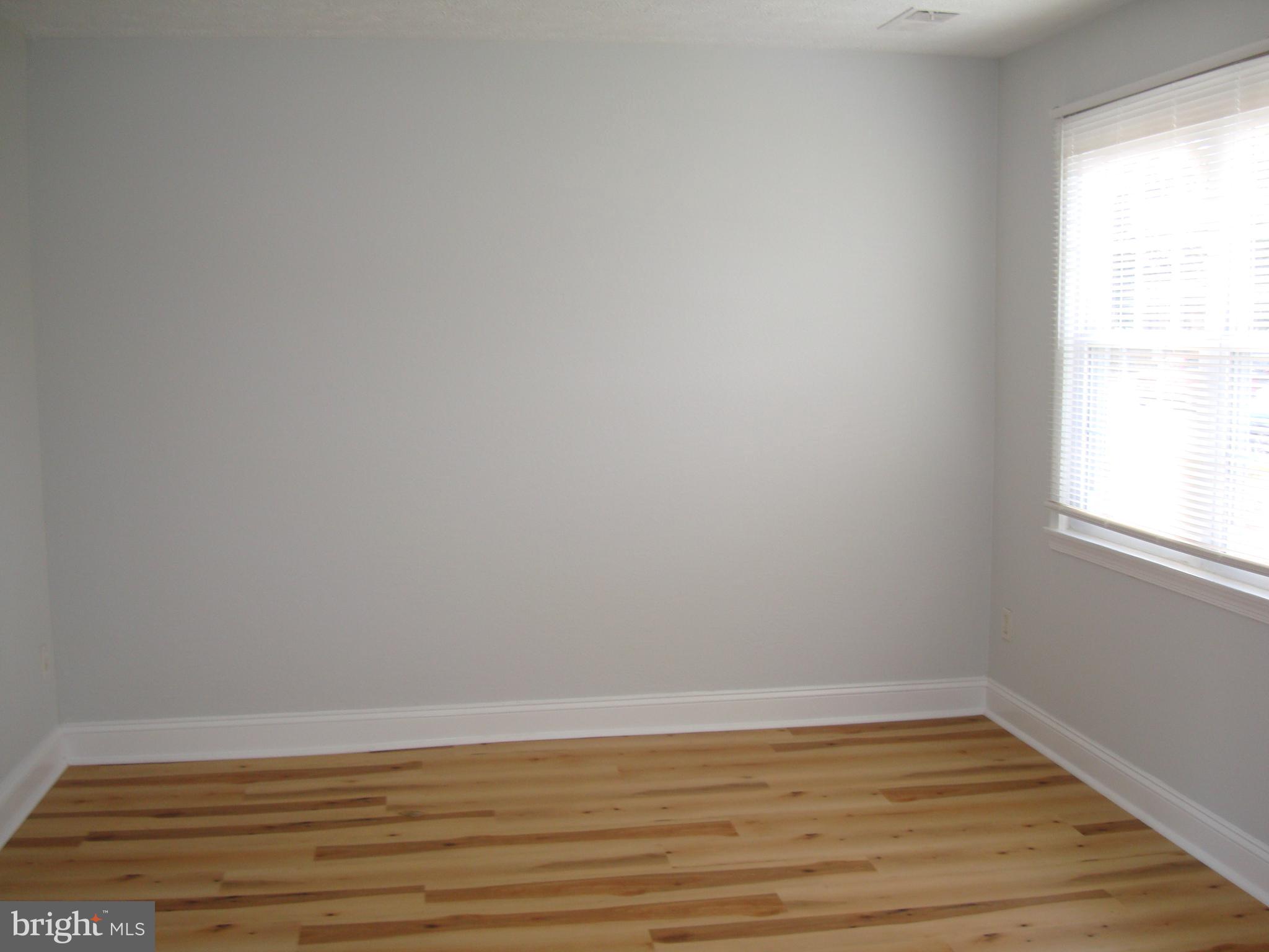 208 Moore DRIVE