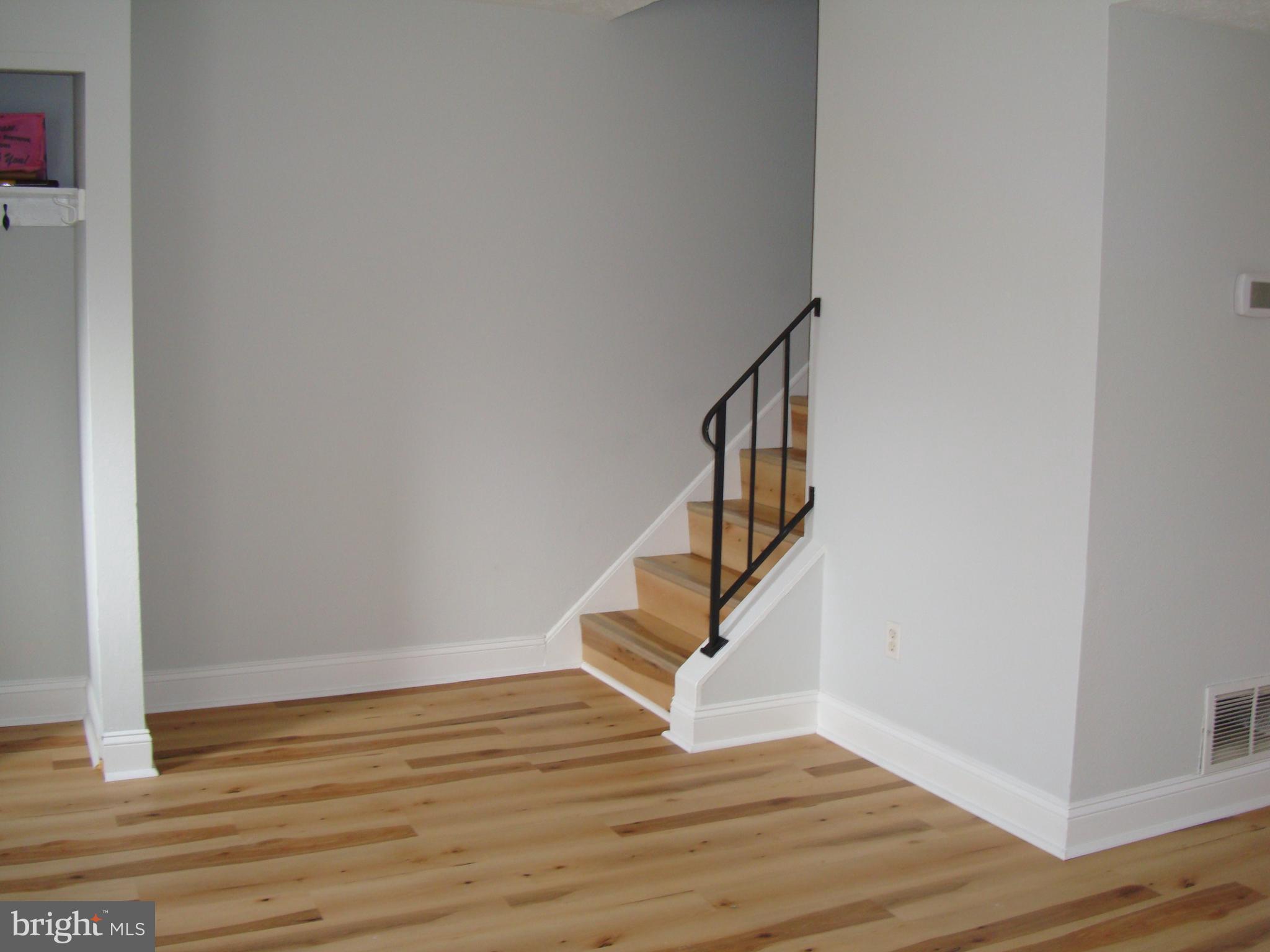208 Moore DRIVE