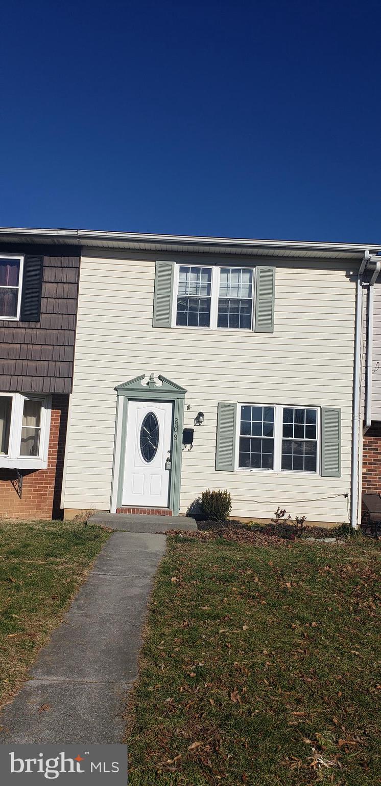 208 Moore DRIVE