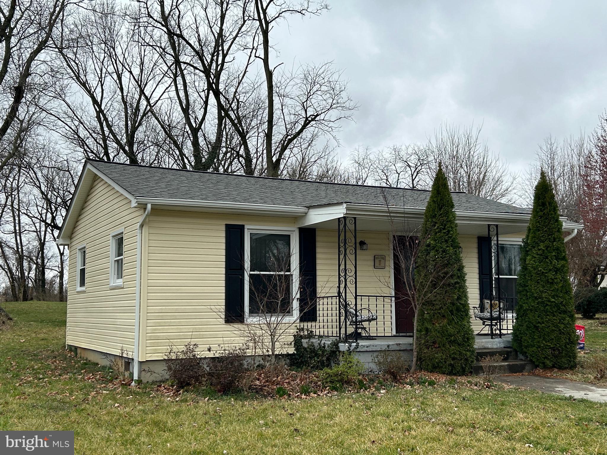 219 Josephine St