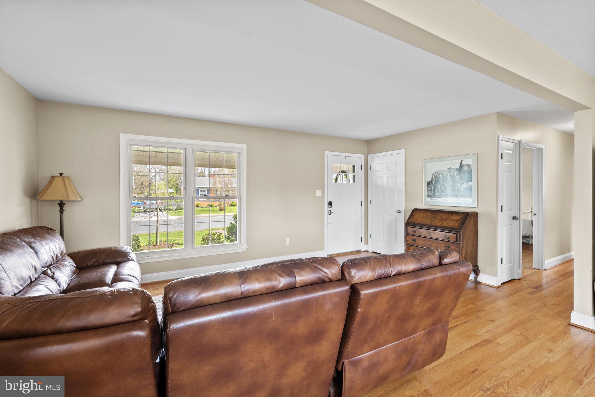 15 Lincoln Ave