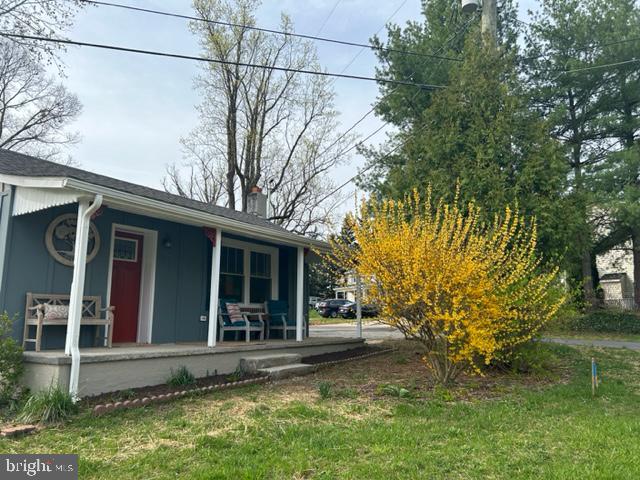 103 N Greenway Ave