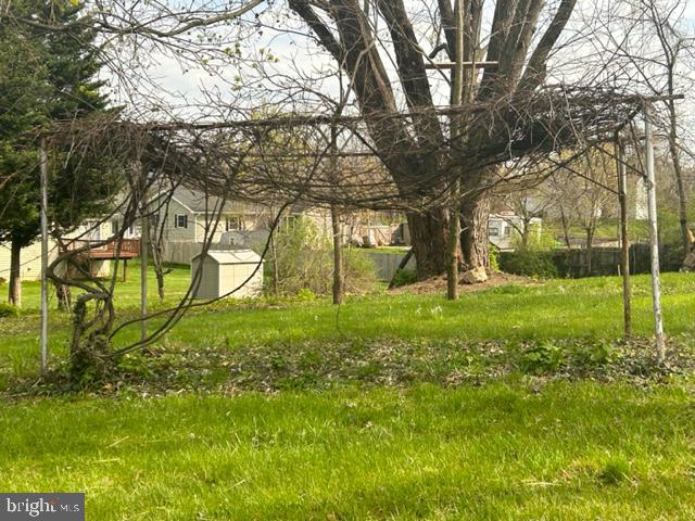 103 N Greenway Ave
