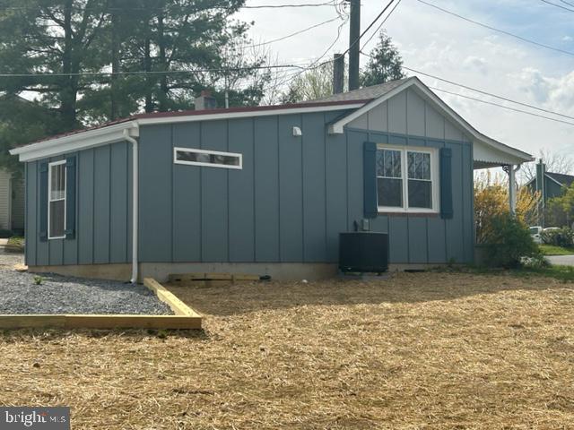 103 N Greenway Ave