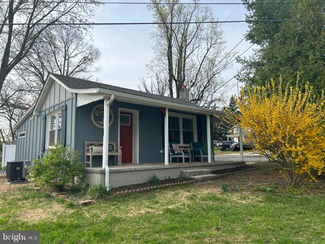 103 N Greenway Ave