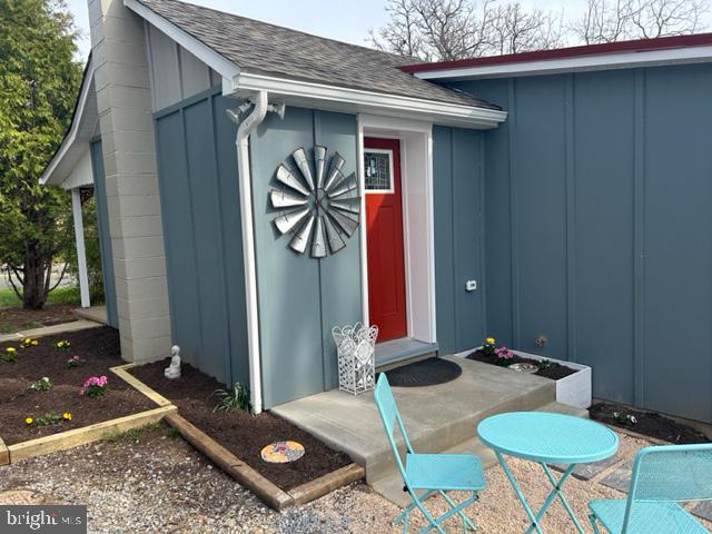 103 N Greenway Ave