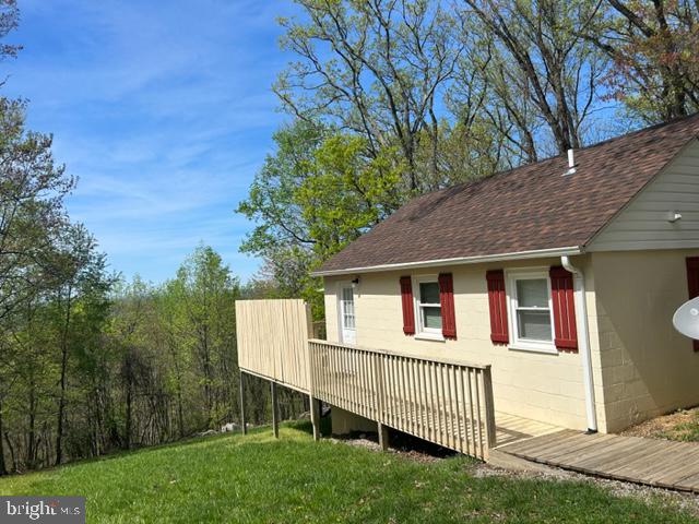 277 Pine Crest Ln