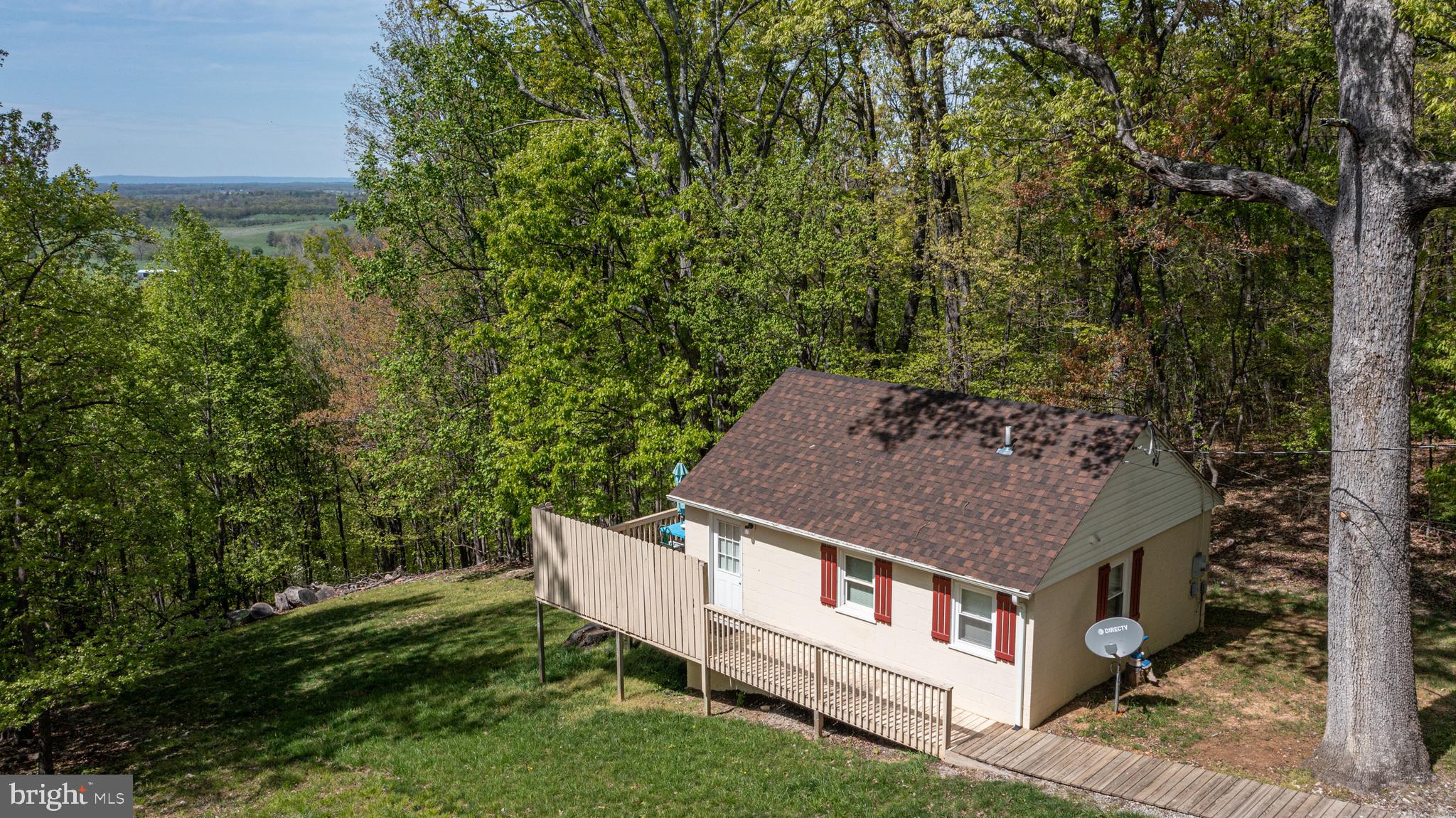 277 Pine Crest Ln