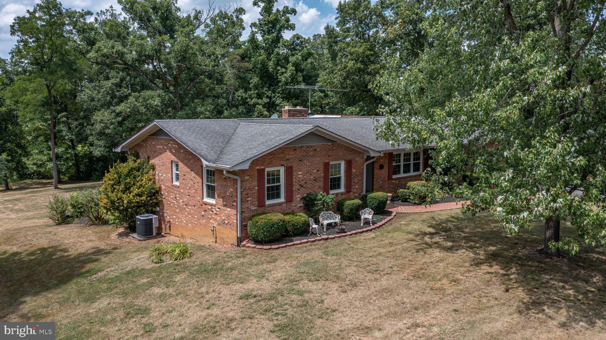 1190 Gun Barrel Rd