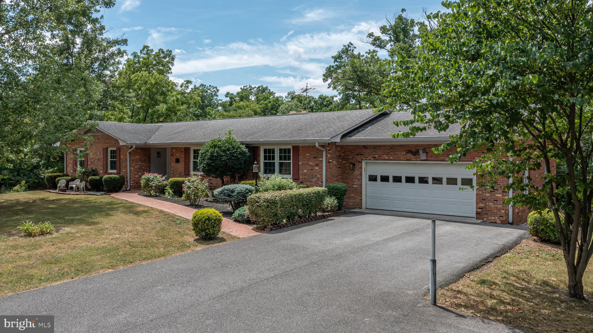 1190 Gun Barrel Rd