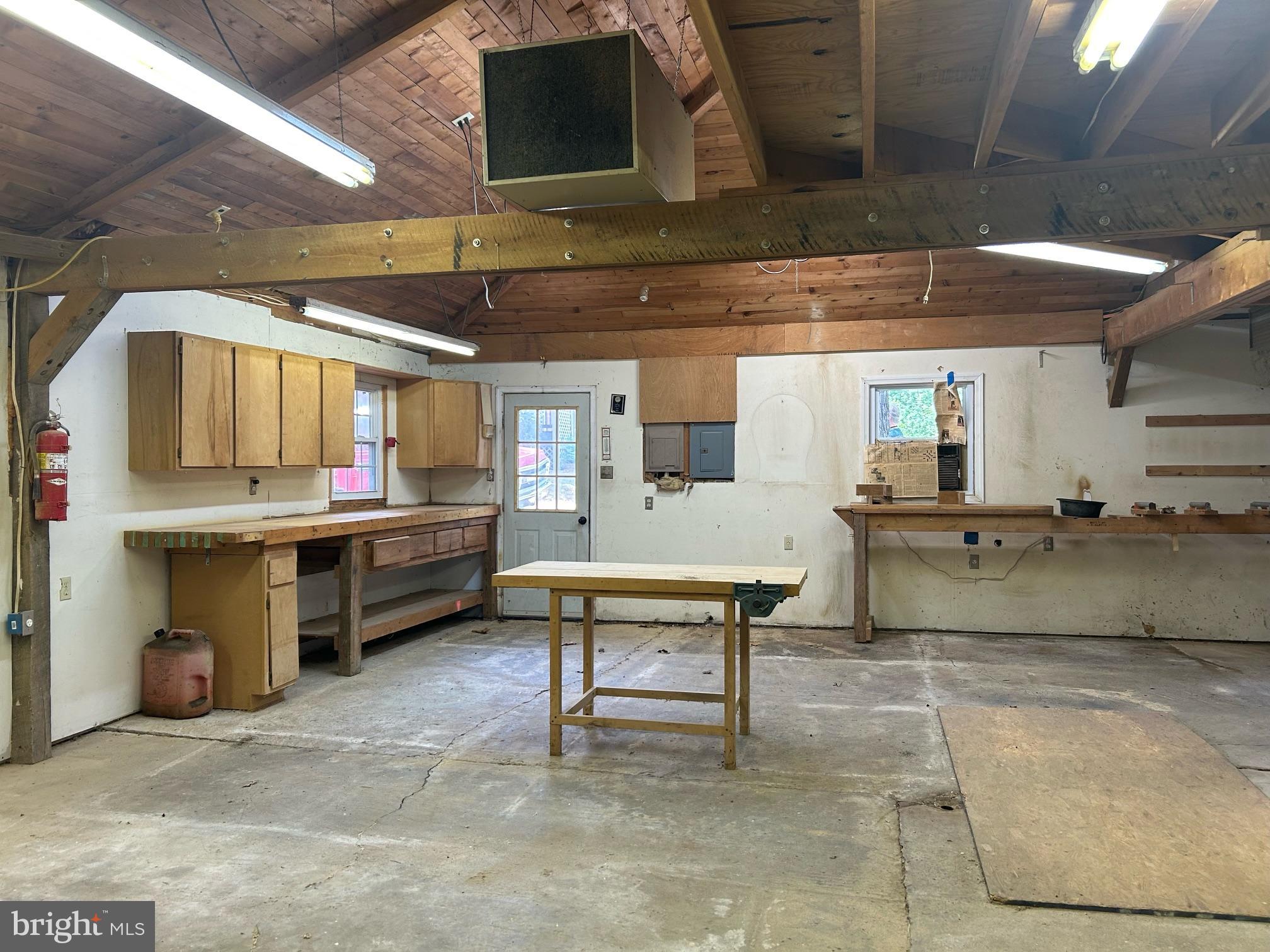 1190 Gun Barrel Rd