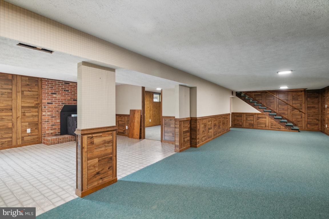 1190 Gun Barrel Rd