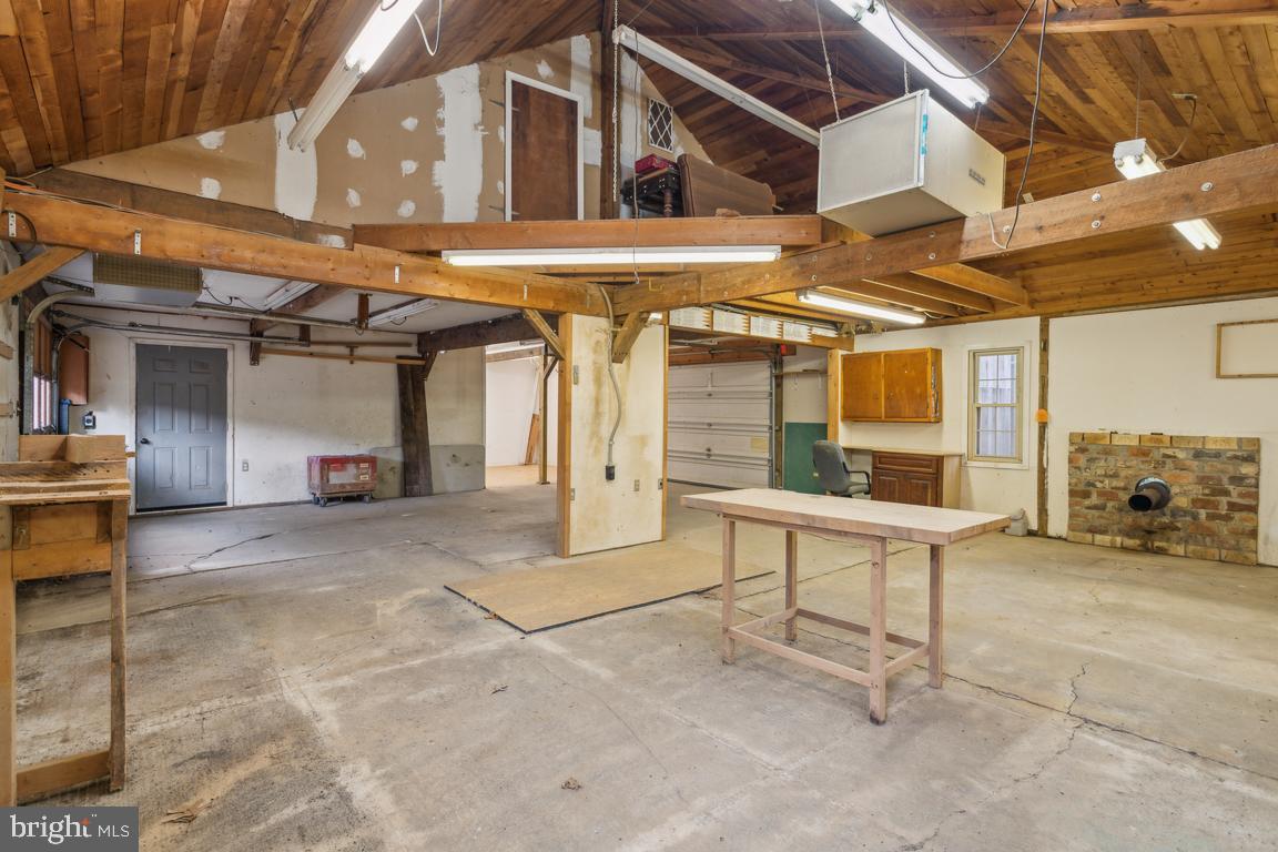 1190 Gun Barrel Rd