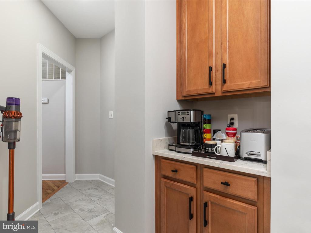 504 Cobbler Dr