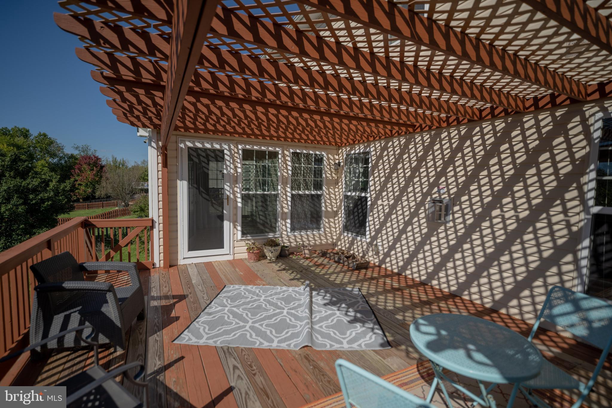 121 Roseville Ct