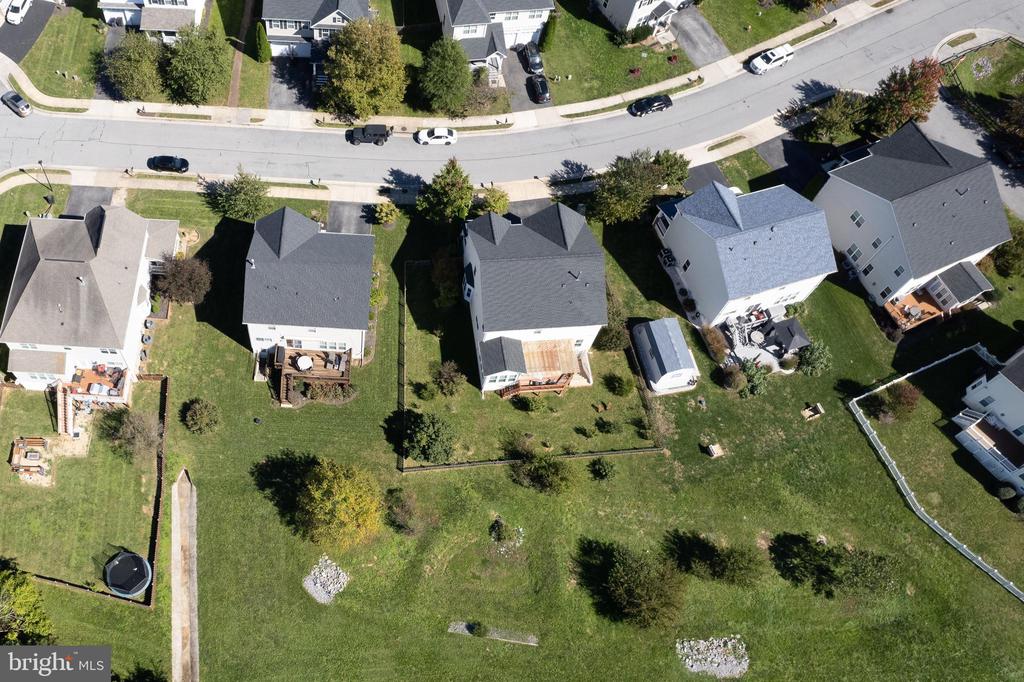 121 Roseville Ct