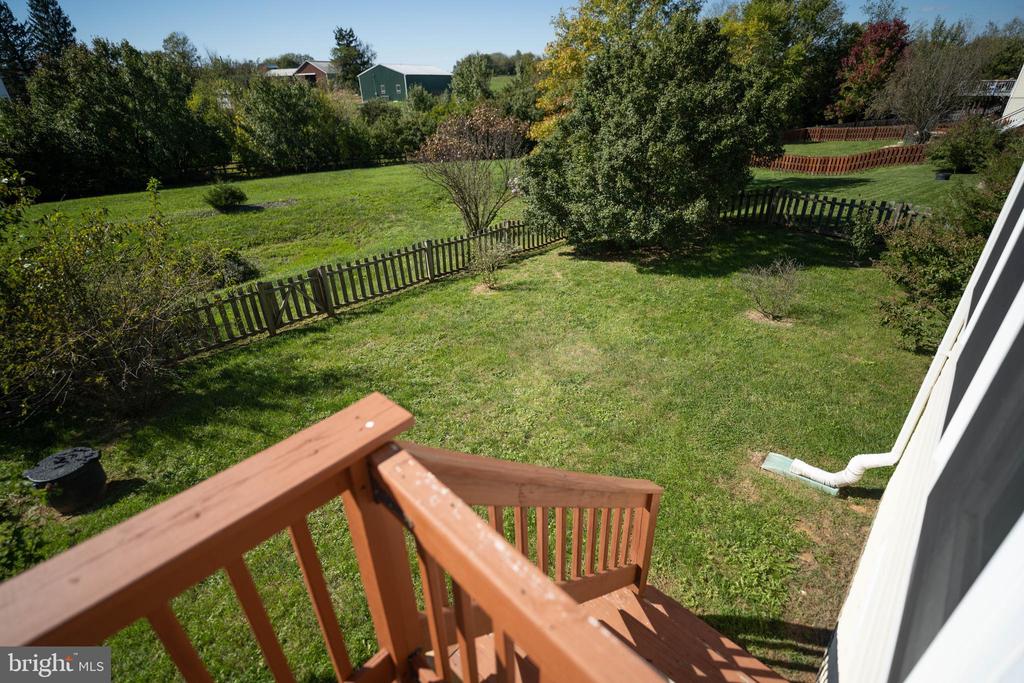 121 Roseville Ct