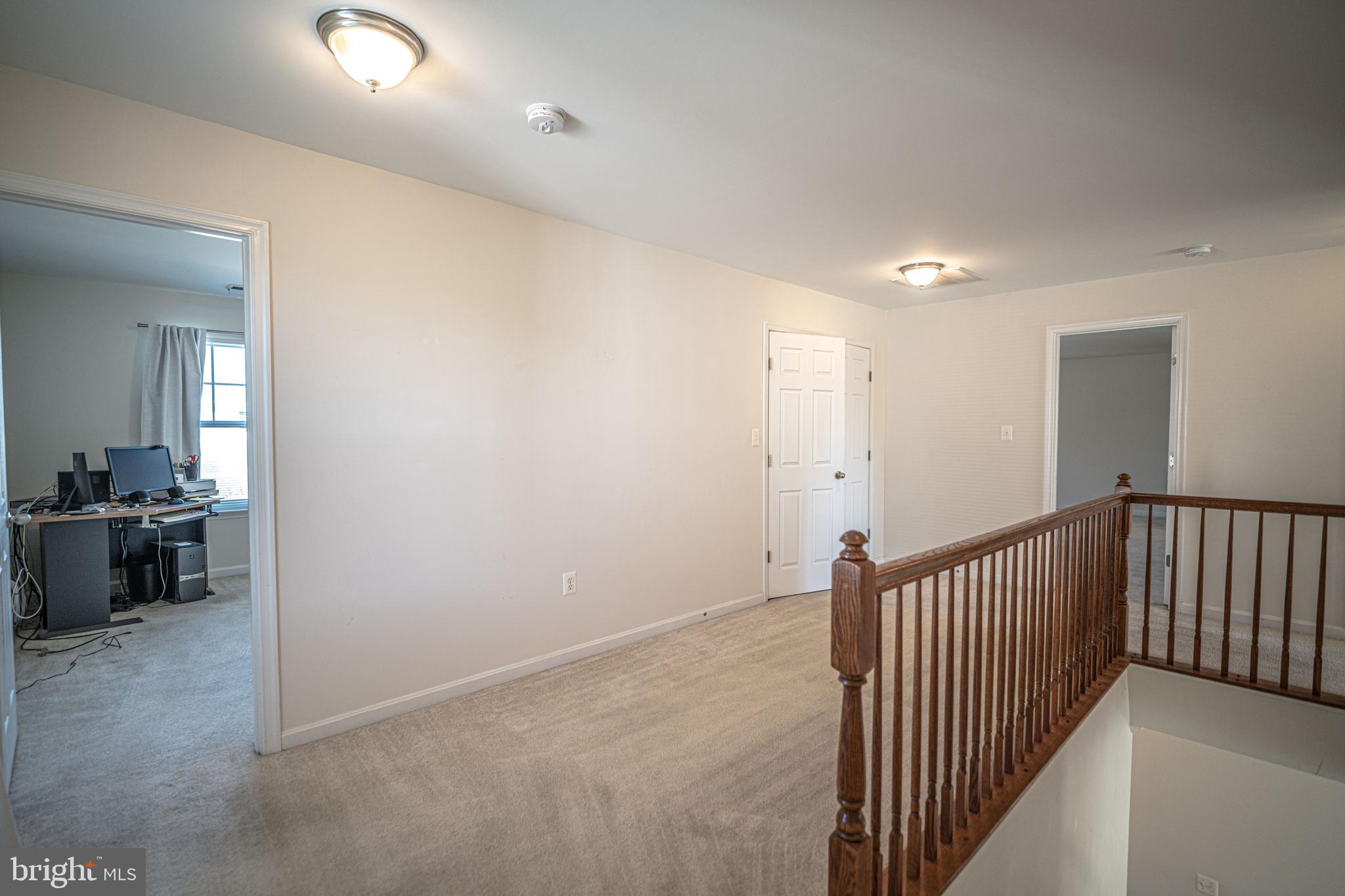 121 Roseville Ct