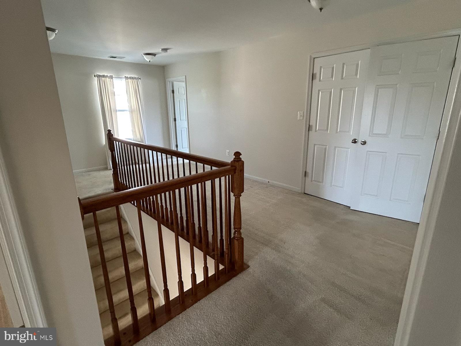 121 Roseville Ct