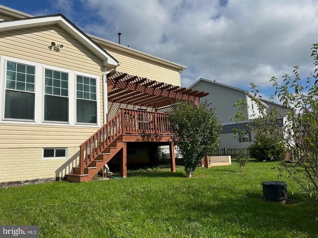 121 Roseville Ct