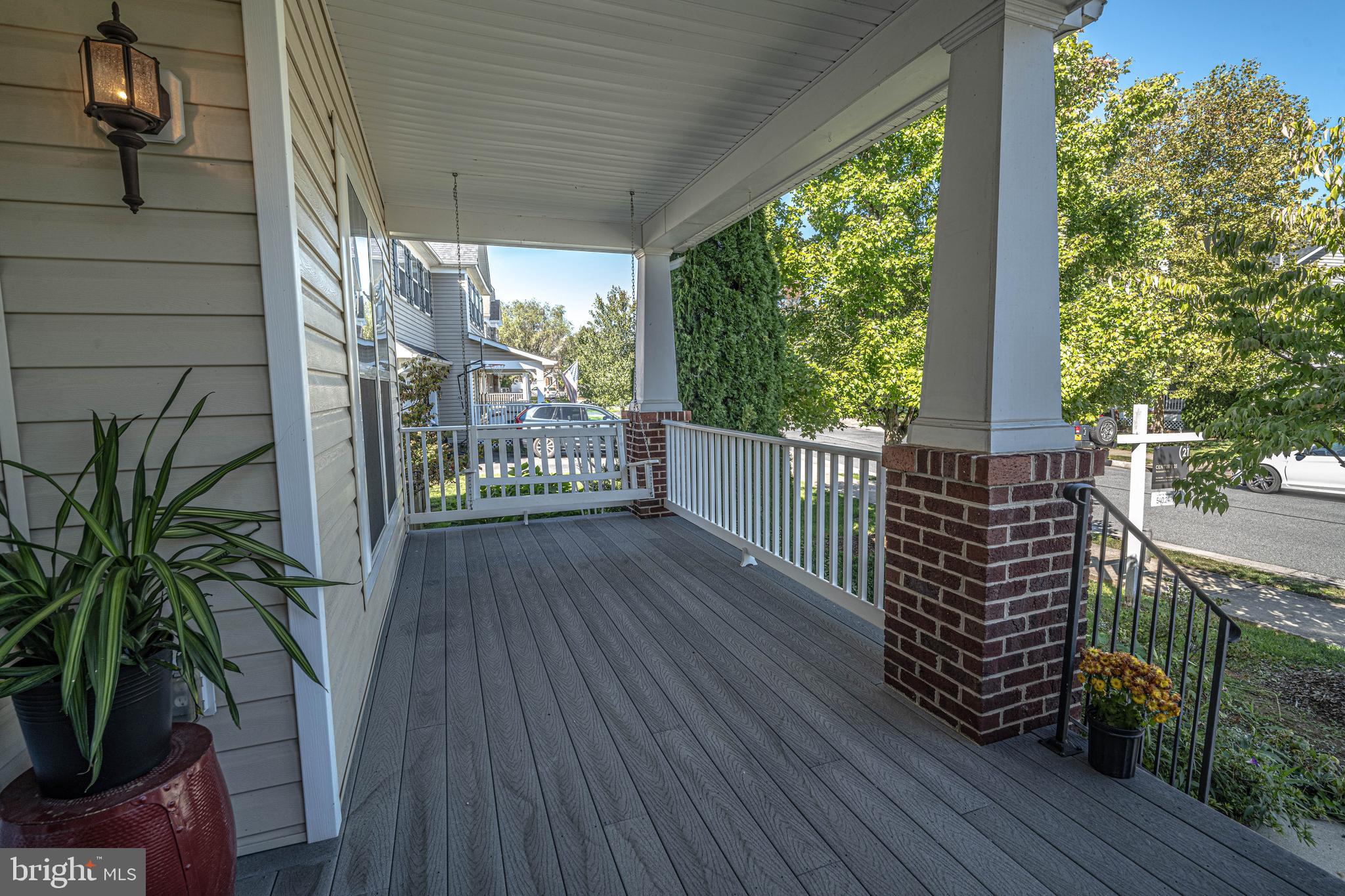 121 Roseville Ct