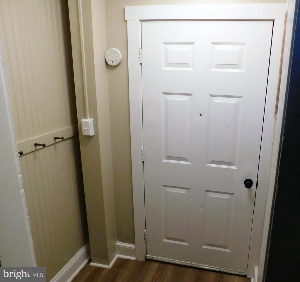 310 1/2 N BUCKMARSH ST