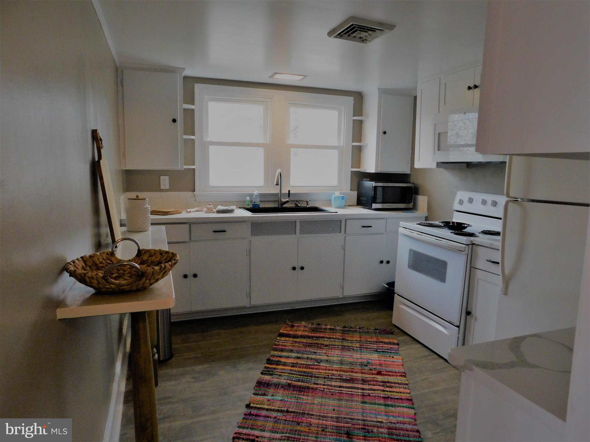 310 1/2 N BUCKMARSH ST