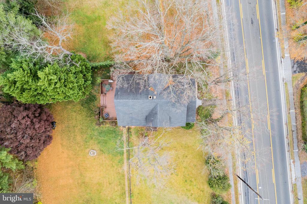 18 Greenway Ave S